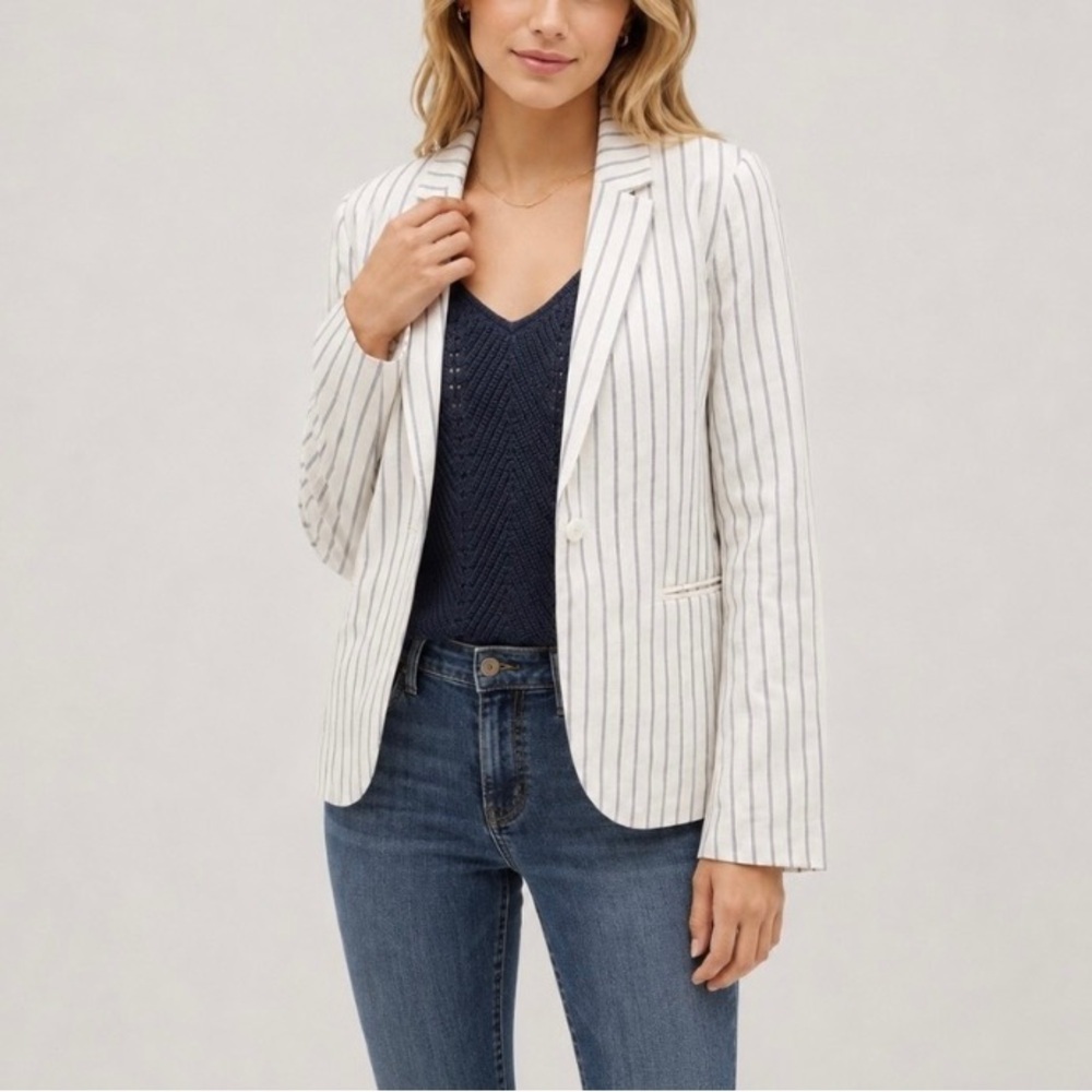 GAP Pinstriped Linen Blend Blazer